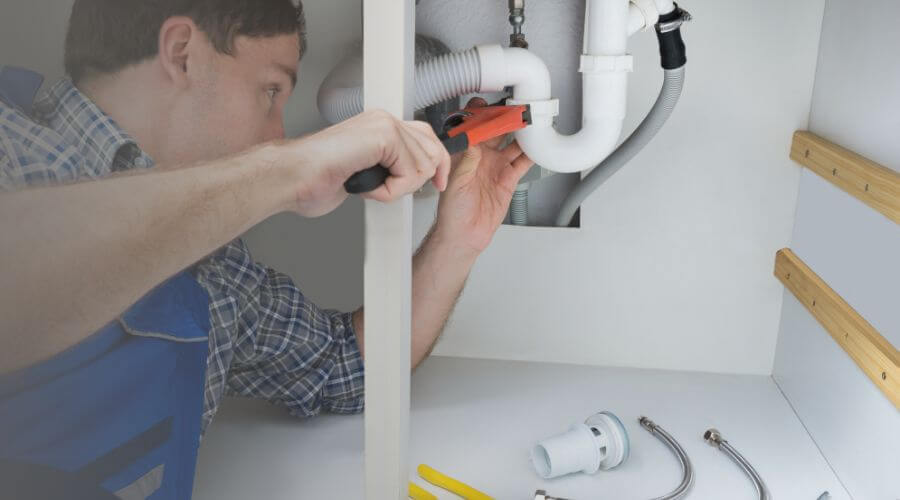 Local tankless water heater installation in Bement, IL